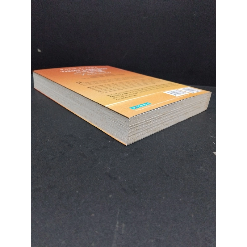 Thuật lãnh đạo từ vị tu sĩ bán chiếc Ferrari mới 70% ố vàng 2018 HCM1410 Robin Sharma QUẢN TRỊ 924109