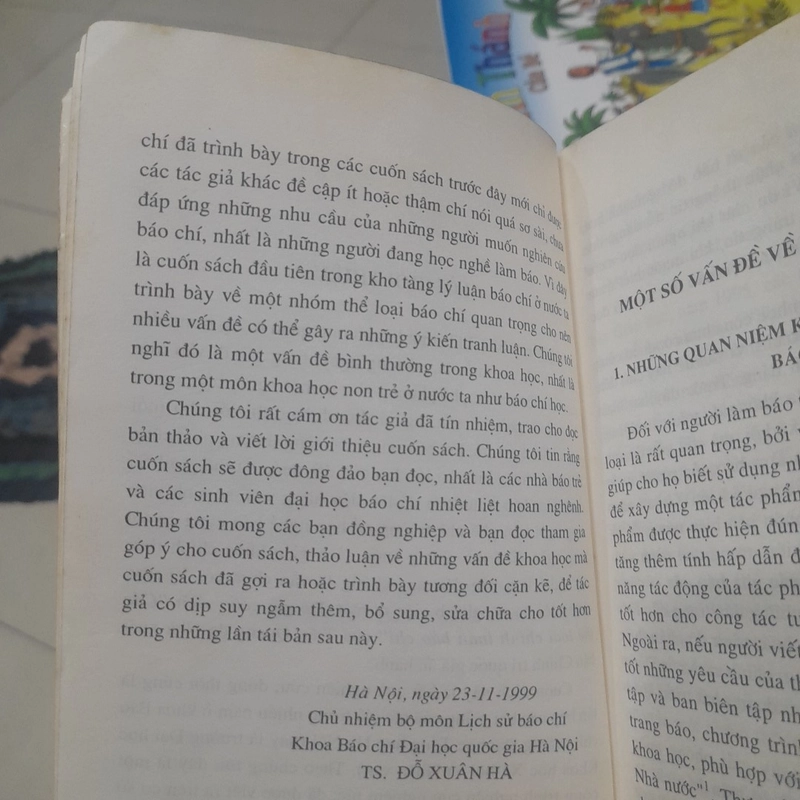 Trần Quang - CÁC THỂ LOẠI CHÍNH LUẬN BÁO CHÍ 357097