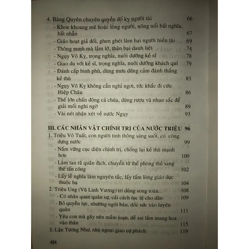 Các anh hùng hào kiệt trong thời loạn 698966