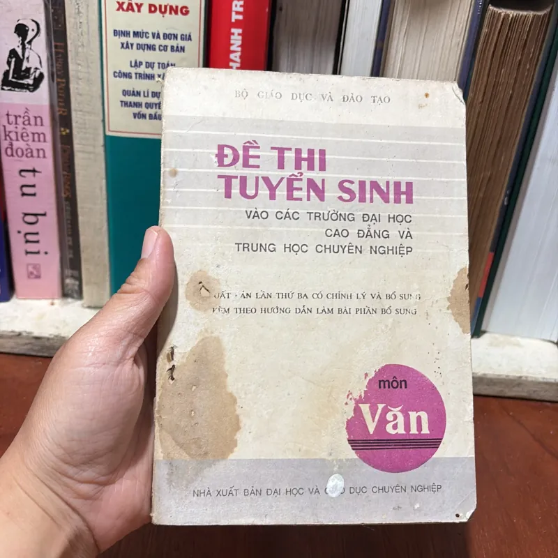 II Đề Thi Tuyển Sinh Vào Các Trường Đại Học Cao Đẳng Và Trung Học Chuyên Nghiệp Môn Văn 766293