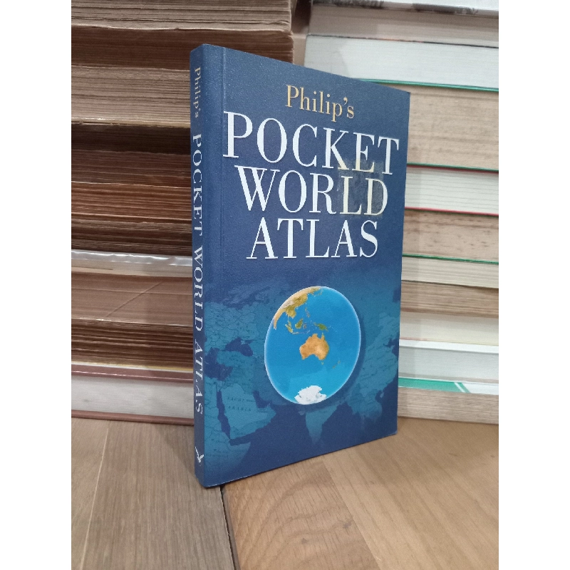 Philip's pocket world atlas 762367