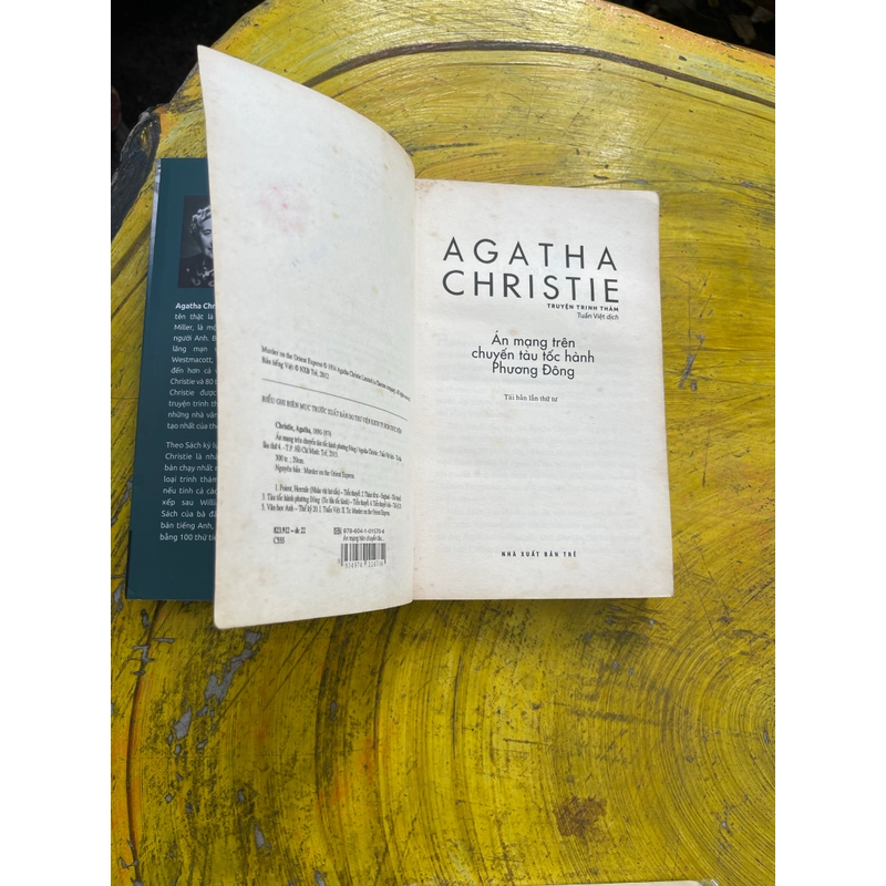 COMBO AGATHA CHRISTIE: Thời khắc định mệnh- Án mạng trên chuyến tàu tốc hành phương đông 538710