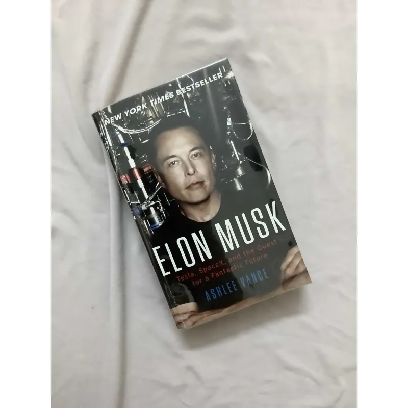 Elon Musk: Tesla, SpaceX, and the Quest for a Fantastic Future 592755