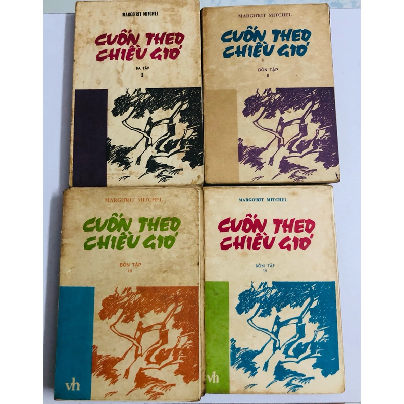 BỘ 4 TẬP CUỐN THEO CHIỀU GIÓ 445314