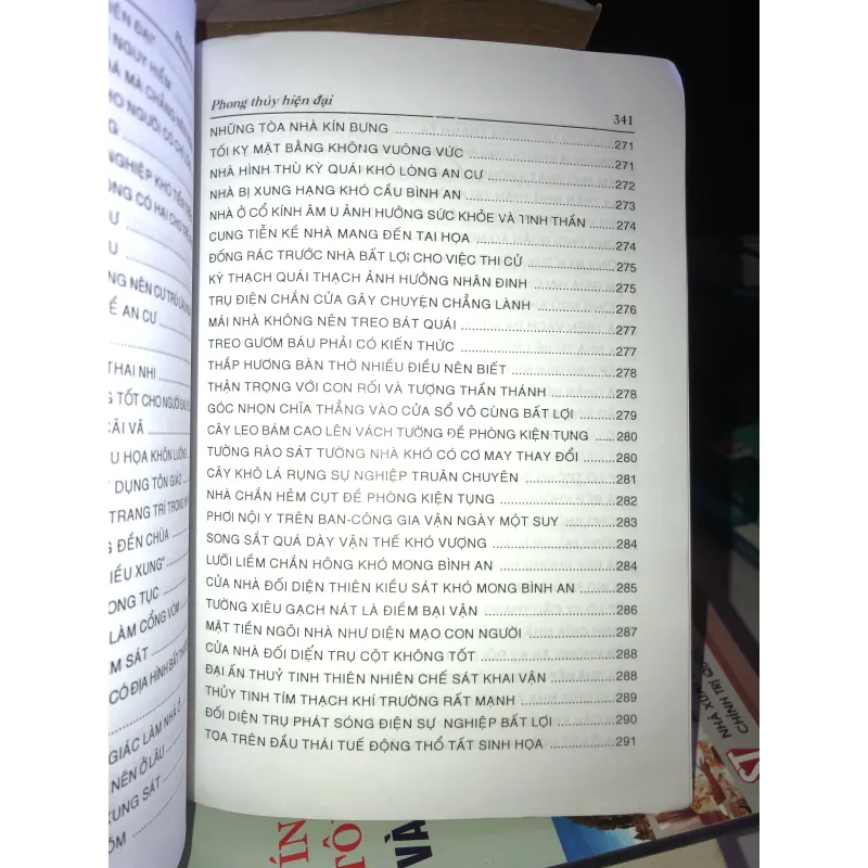 Phong thuỷ hiện đại xem bằng hình - Trần Di Khôi 1029320