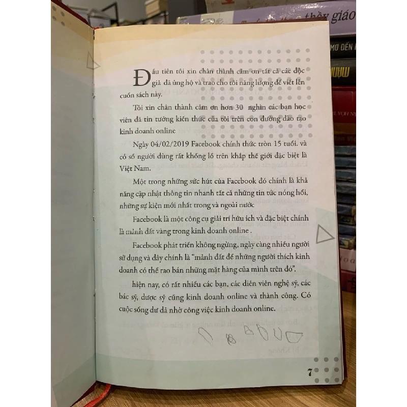 Vua bán lẻ chuyên sâu -NXB Phụ Nữ 781456