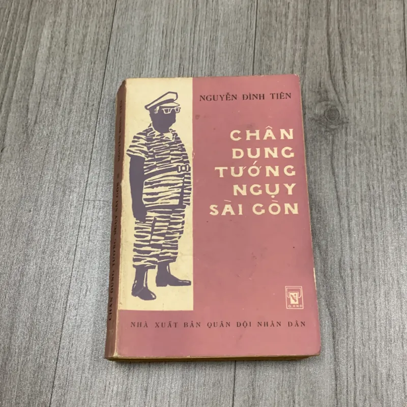 Chân dung tướng nguỵ sài gòn 1979. 10a3 1025772