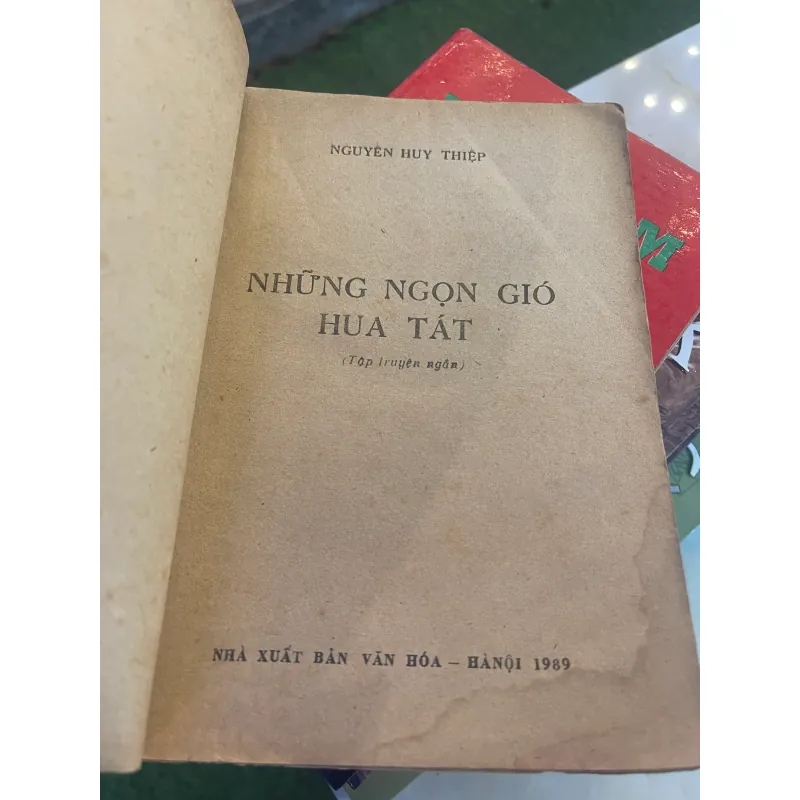 NHỮNG NGỌN GIÓ HUATÁT - NGUYỄN HUY THIỆP  1031431