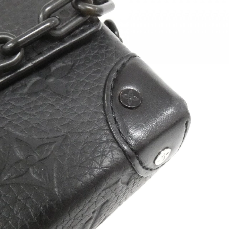 Túi đeo vai Louis Vuitton Trillon Monogram Steamer Wearable Wallet M81746 612178