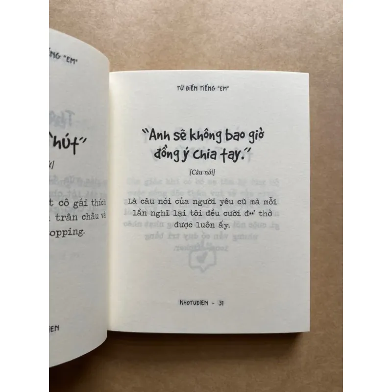 Sách - Từ điển tiếng Em (nguyên seal) - Khotudien 604046