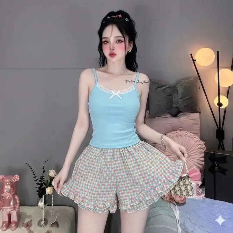 Quần sóc vải nữ thể thao 1009591