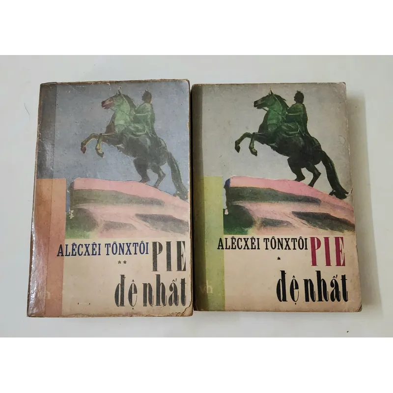 PIE ĐỆ NHẤT - một bộ tiểu thuyết kinh điển & lịch sử đồ sộ của nhà văn Nga Aleksey Tolstoy 703651