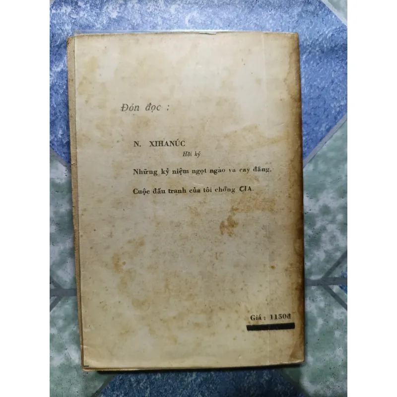 N. XIha núc - Hồi ký - Người tù của Khơme đỏ 1006278