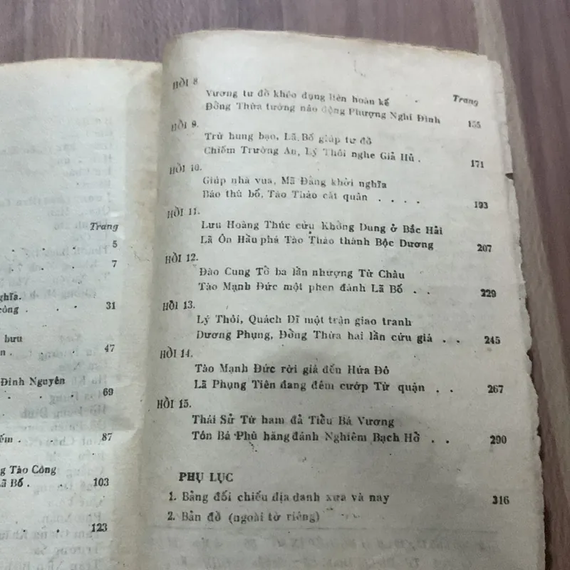 Tam quốc diễn nghĩa, 8 tập, dịch giả Phan Kế Bính 697675