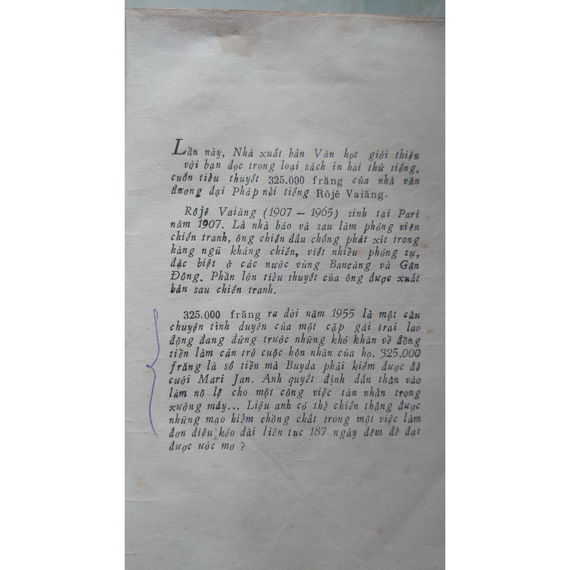 325.000 FRĂNG: In 2 thứ tiếng. 
Tác giả: Rôjê Vaiăng. Trần Việt dịch và giới thiệu 304005