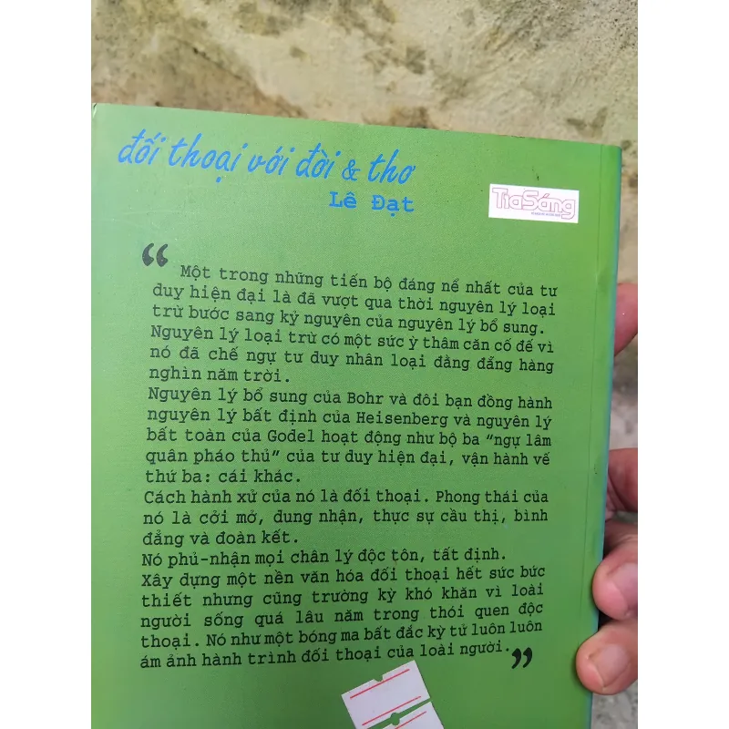 Đối thoại với đời và thơ của Lê Đạt  1023865