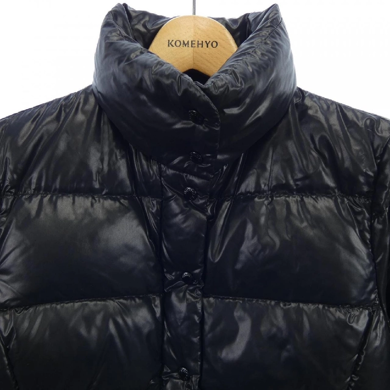 Áo khoác lông vũ MONCLER 640239