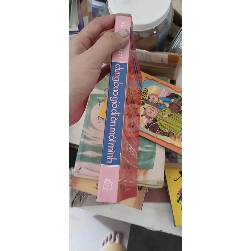 Đừng bao giờ đi ăn một mình  602009