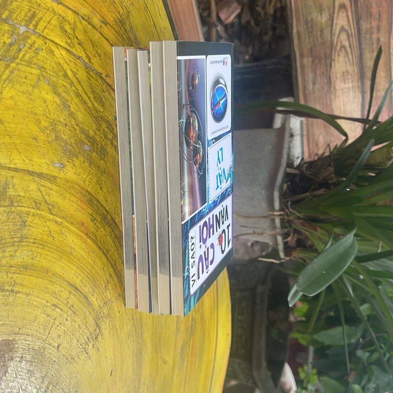 COMBO 10 VẠN CÂU HỎI VÌ SAO? 479348