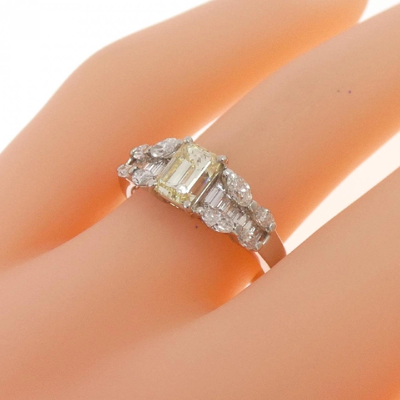 Nhẫn kim cương PT900 0.911CT LY VS2 cắt hình thoi - Hàng hiệu Authentic 874197