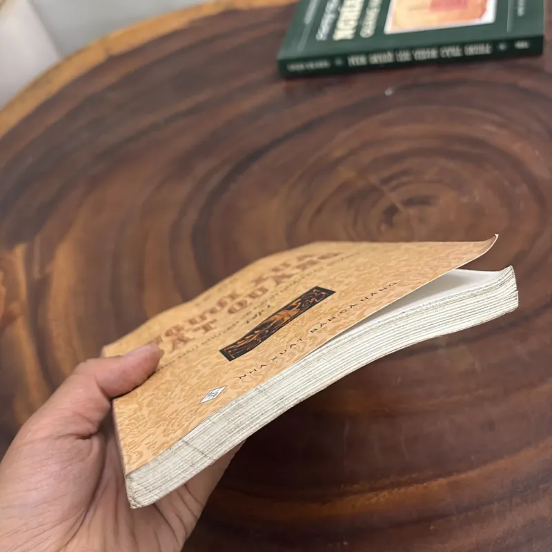 II Người Xưa Đất Quảng, Những Mẫu Chuyện Về Danh Nhân Đất Quảng - Lê Thí - 2011 1022337