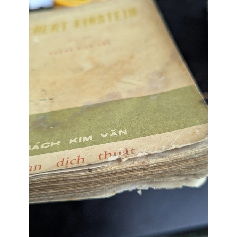 Albert Einstein - Leopold Infeld ( bản dịch Dương Đình Hoà ) 449866