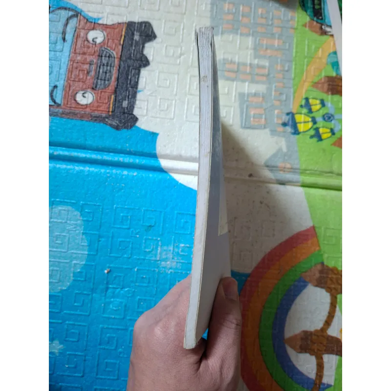 Bên cửa sổ máy bay 795771