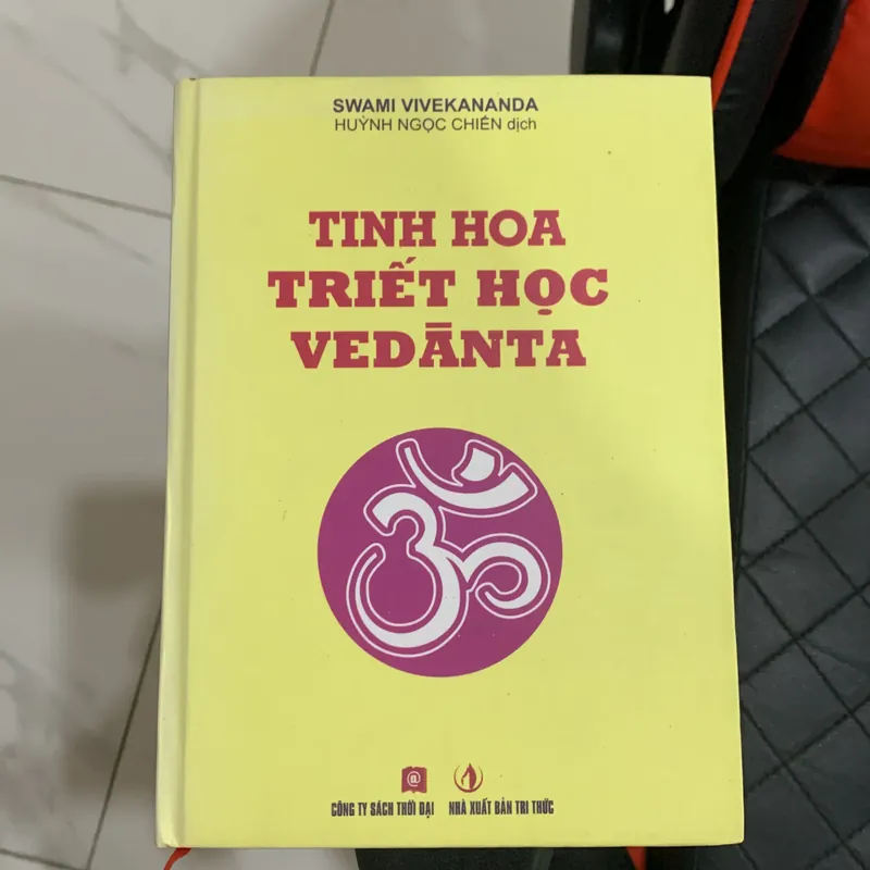 Sách tinh hoa triết học vedanta 594411