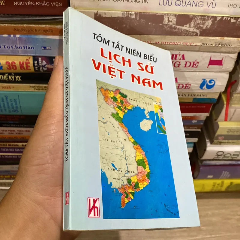 TÓM TẮT NIÊN BIỂU LỊCH SỬ VIỆT NAM (XB 1998) 739040