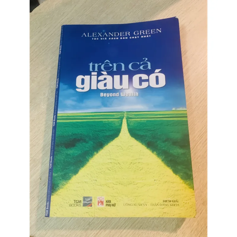 Trên cả giàu có 930975