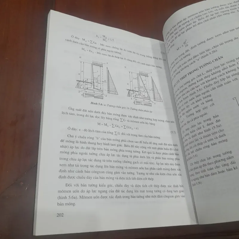 Lê Thanh Huấn - KẾT CẤU CHUYÊN DỤNG bê tông cốt thép 690819