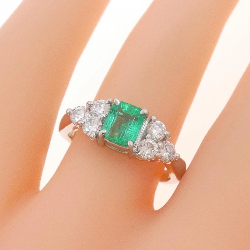 Nhẫn Emerald PT900 0.65CT - Hàng hiệu Chính hãng 851817