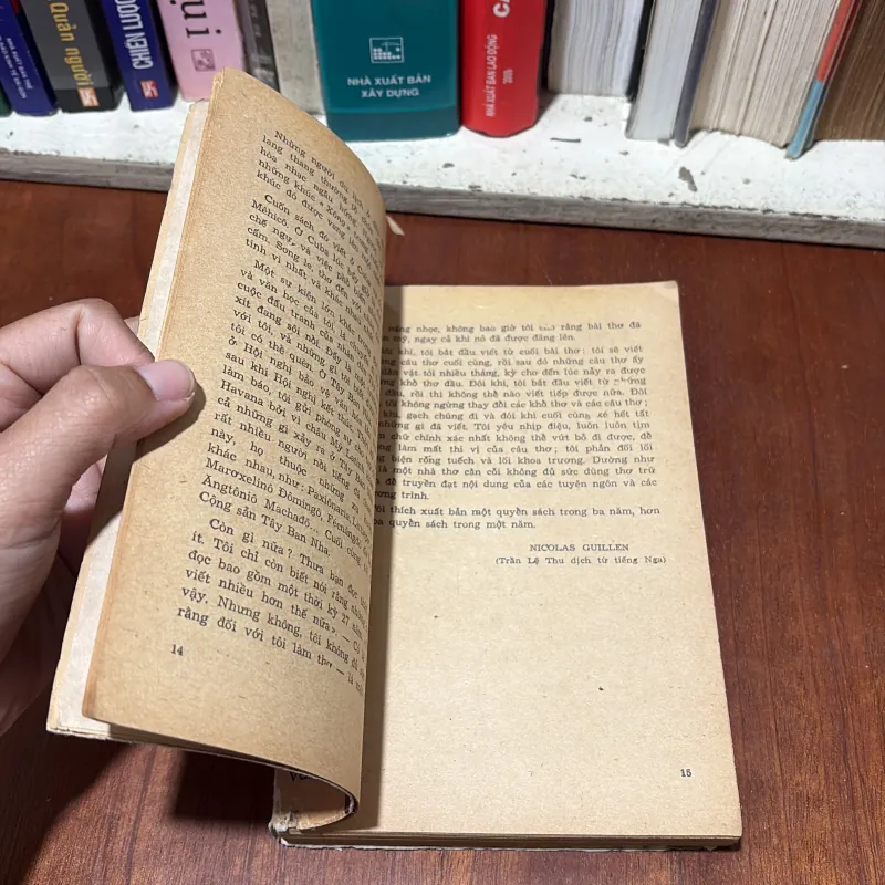 II Sách Xưa: Thơ NICÔLA GHIDEN - Xuân Diệu (Giới Thiệu Và Dịch) - 1981 754405