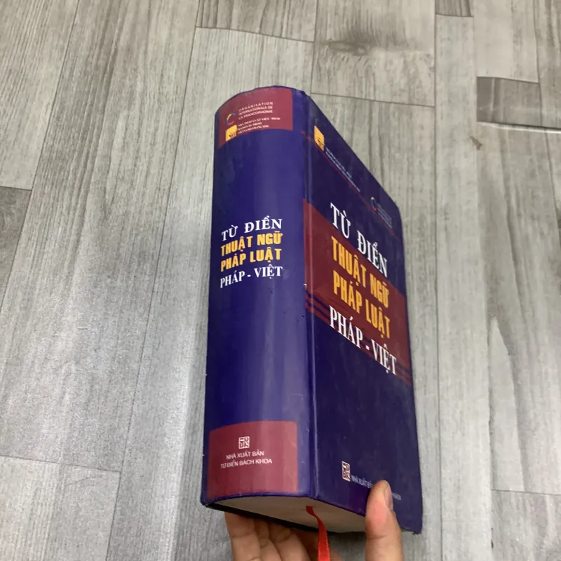 Từ điển thuật ngữ pháp luật pháp - việt. 4b1 787028