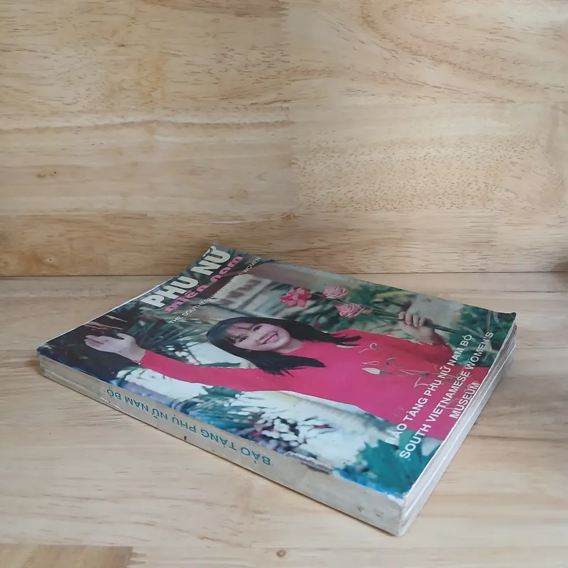 Bảo Tàng Phụ Nữ Nam Bộ - South Vietnamese Women's Museum (Song Ngữ Việt - Anh) 560566