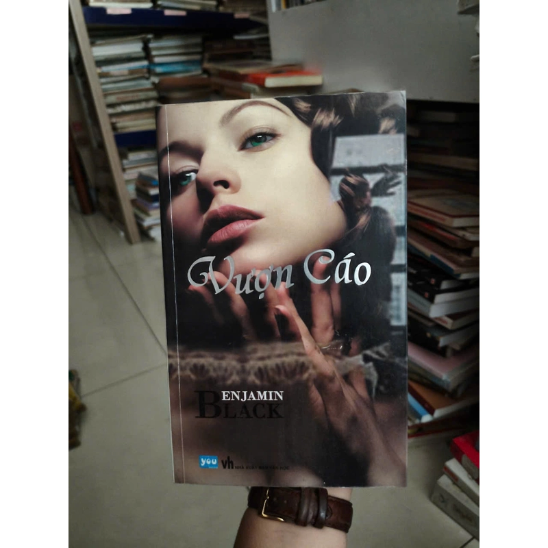 Vượn cáo - Benjamin Black 459055