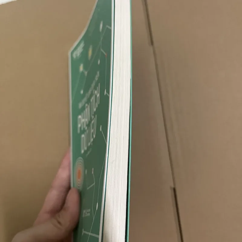 Ra quyết định dựa trên phân tích dữ liệu 729008