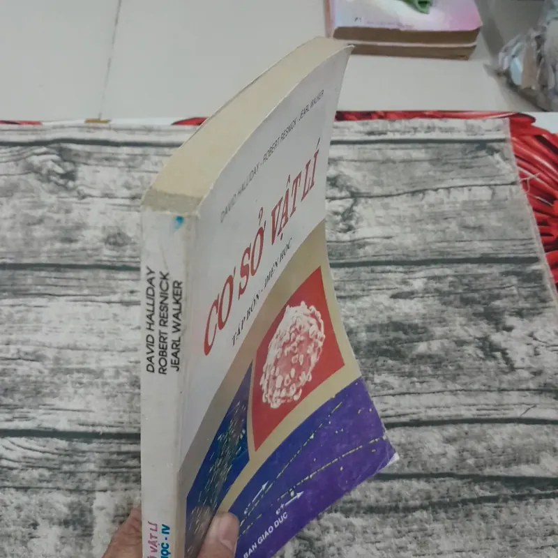 Cơ sở Vật lý- Tập 4 ĐIỆN HỌC. TG Giáo sư David Halliday - ĐH Pittsburgh. 735491