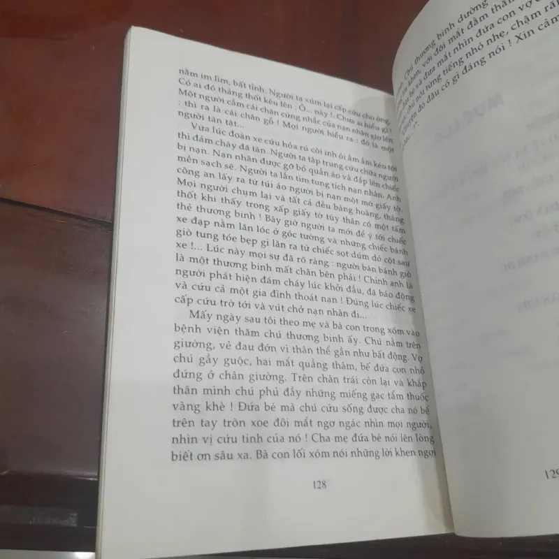TÂM HỒN CAO THƯỢNG (tuyển chọn từ cuộc thi viết báo tuổi trẻ) 1030686