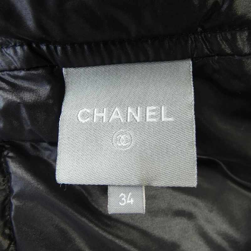 Áo khoác lông vũ CHANEL 641121