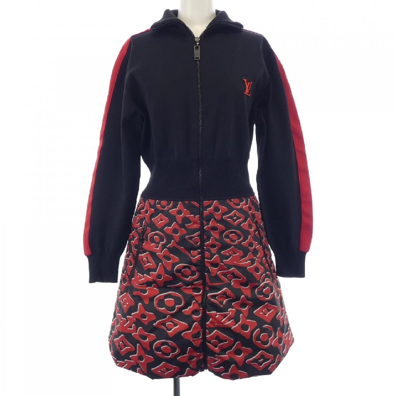 Đầm ba lớp bằng kim loại LOUIS VUITTON FKKD02ZIS URS FISCHER 647557