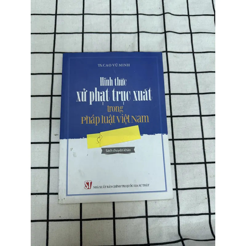 Hình thức xử phạt trục xuất trong pháp luật Việt Nam 656173