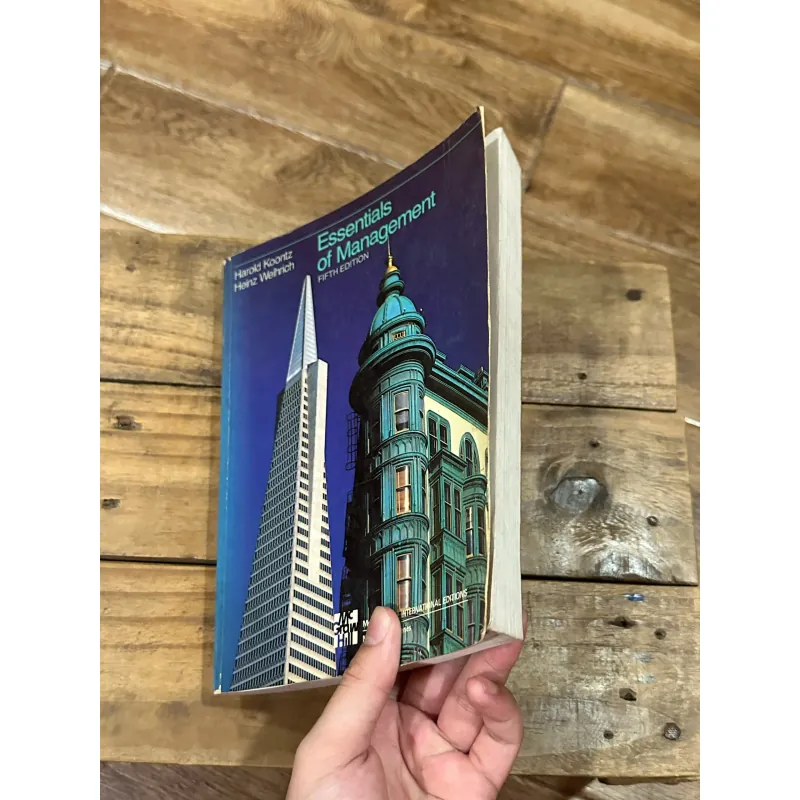 Essentials of Management - Harold Koontz & Heinz Weihrich 749002