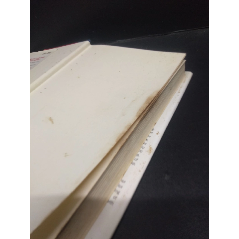 Sybil evans and sherry suib cohen - Hot buttons (bìa cứng) mới 70% ố bẩn HCM0106 SÁCH NGOẠI VĂN 914751