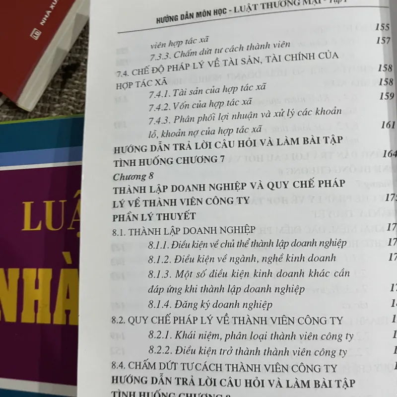 Hướng dẫn Học môn luật thương mại- 330 trang  1033444