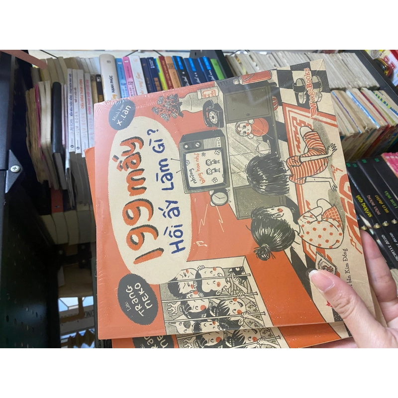 199 MẤY HỒI ẤY LÀM GÌ? (mới 100%) 517186