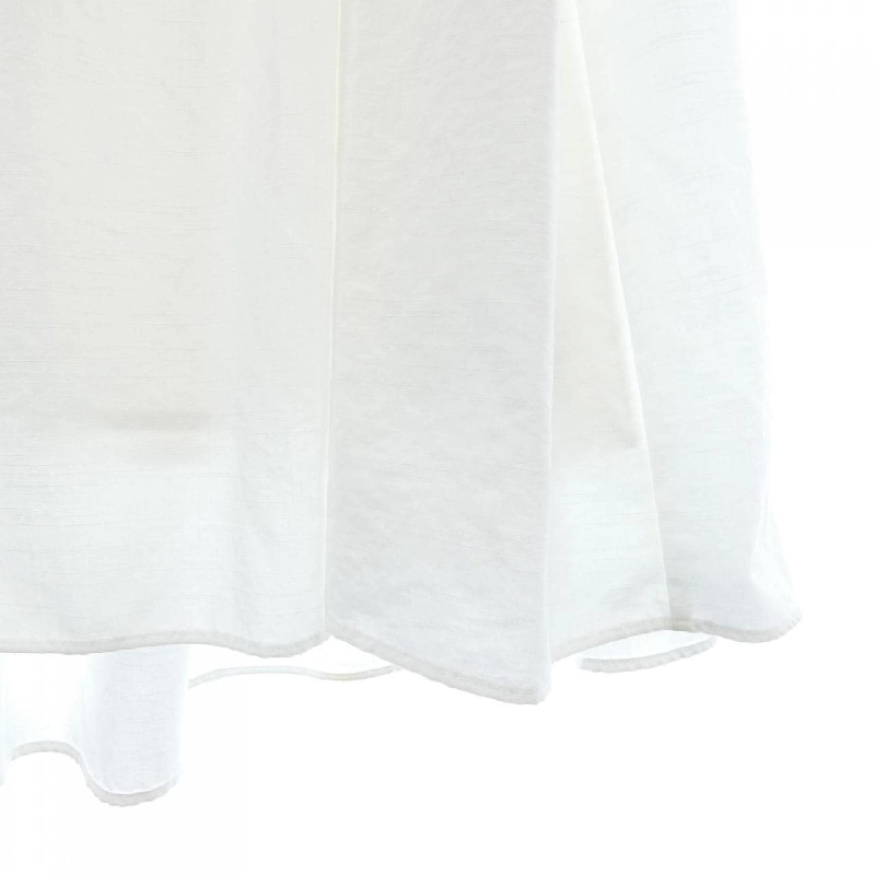 Chân váy emmi - Hàng hiệu Authentic 809582