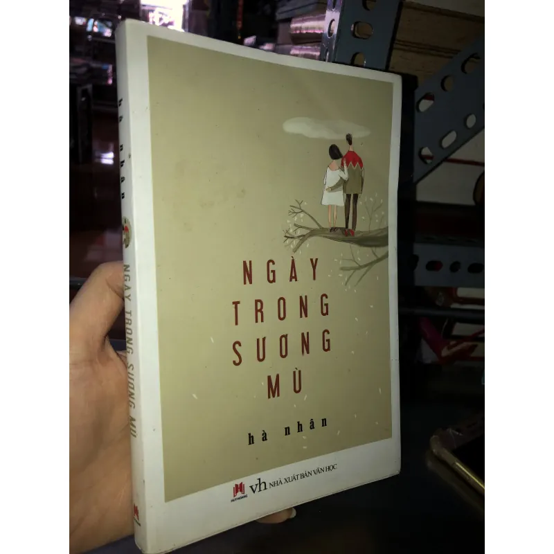 Ngày trong sương mù - Hà Nhân 997400