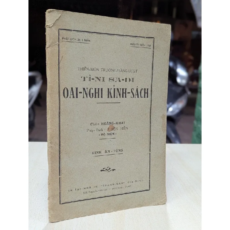 Tì ni sa di oai nghi kỉnh sách 599349