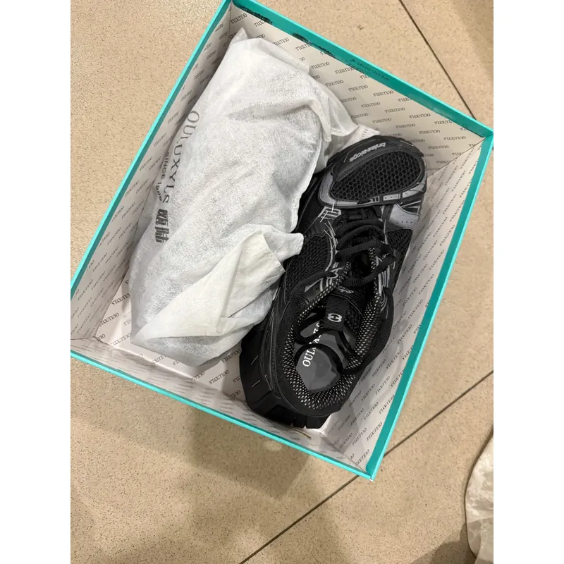 Giày thể thao nữ - size 38 700652